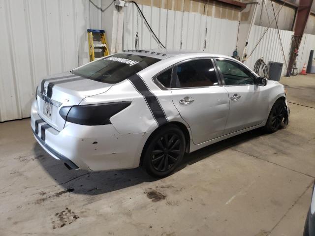 1N4AL3AP1JC243525 - 2018 NISSAN ALTIMA 2.5 SILVER photo 3