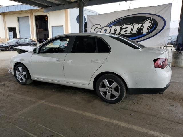 3VWRZ71K68M072610 - 2008 VOLKSWAGEN JETTA SE WHITE photo 2