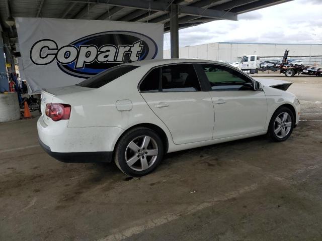 3VWRZ71K68M072610 - 2008 VOLKSWAGEN JETTA SE WHITE photo 3
