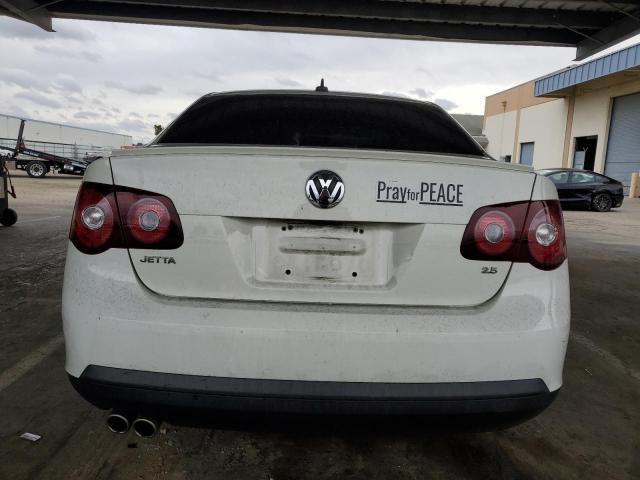 3VWRZ71K68M072610 - 2008 VOLKSWAGEN JETTA SE WHITE photo 6