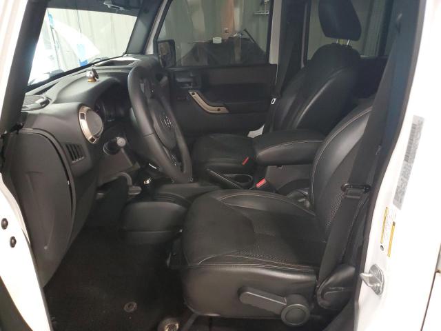 1C4BJWEG6GL260975 - 2016 JEEP WRANGLER U SAHARA თეთრი ფოტო 7