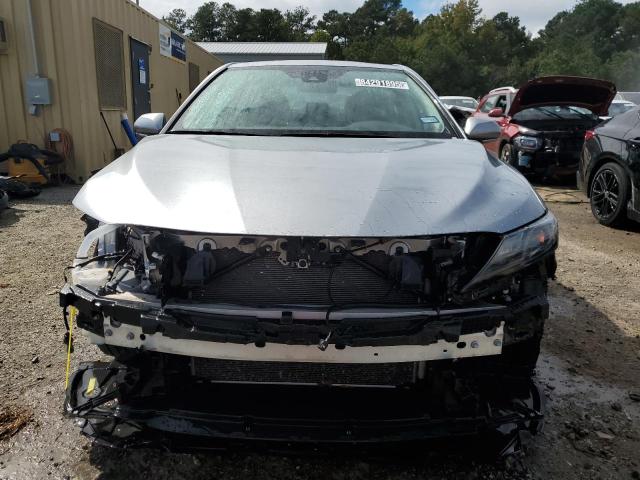 4T1G11AK0PU836603 - 2023 TOYOTA CAMRY SE NIGHT SHADE SILVER photo 5