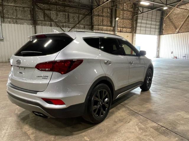 5XYZW4LAXJG503953 - 2018 HYUNDAI SANTA FE S SILVER photo 4