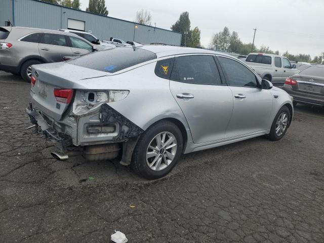 5XXGT4L36JG198330 - 2018 KIA OPTIMA LX 银色 照片 3