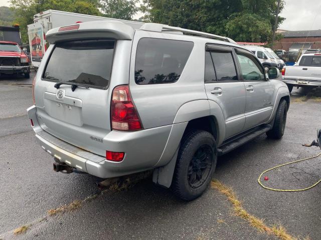 JTEBT14R750047334 - 2005 TOYOTA 4RUNNER SR5 GRAY photo 4