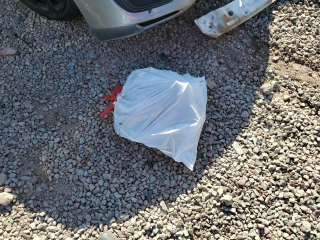 KNMAT2MVXJP512158 - 2018 NISSAN ROGUE S Grau Foto 13