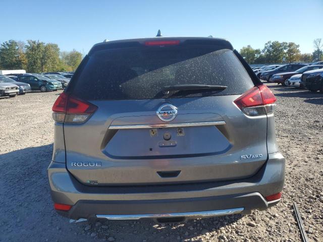 KNMAT2MVXJP512158 - 2018 NISSAN ROGUE S Grau Foto 6