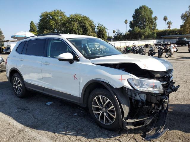 3VV3B7AX2LM055564 - 2020 VOLKSWAGEN TIGUAN SE أبيض صورة 4