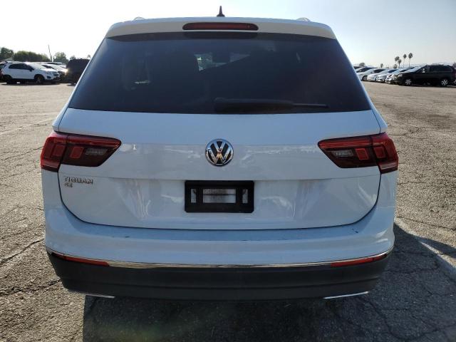 3VV3B7AX2LM055564 - 2020 VOLKSWAGEN TIGUAN SE أبيض صورة 6