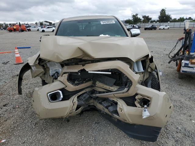 3TMEZ5CN3HM029002 - 2017 TOYOTA TACOMA DOUBLE CAB 棕色 照片 5