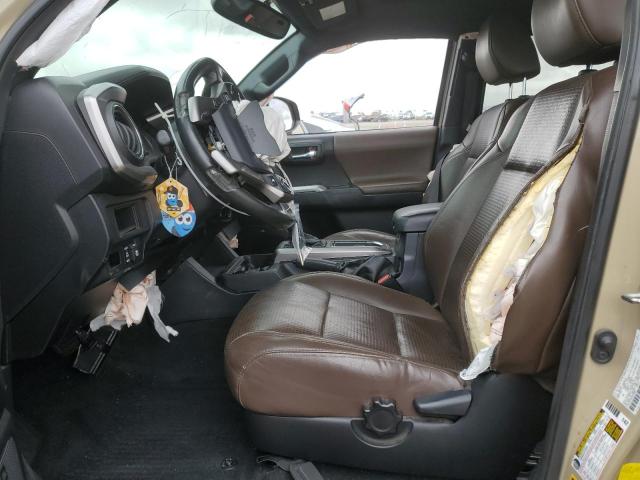 3TMEZ5CN3HM029002 - 2017 TOYOTA TACOMA DOUBLE CAB 棕色 照片 7