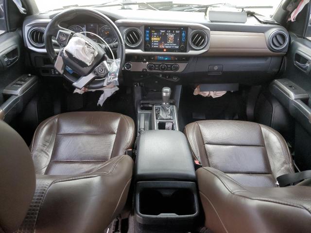 3TMEZ5CN3HM029002 - 2017 TOYOTA TACOMA DOUBLE CAB 棕色 照片 8