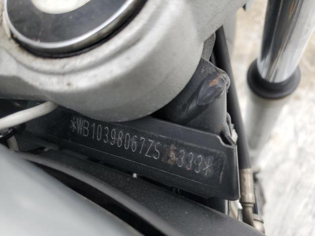 WB10398067ZS25333 - 2007 BMW R1200 R SILVER photo 9