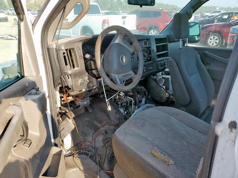 1GCZGHFG6J1168484 - 2018 CHEVROLET EXPRESS G3 თეთრი ფოტო 8