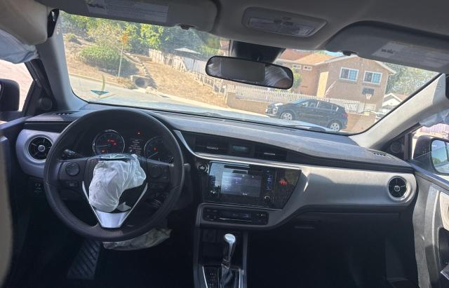 2T1BURHE2JC981795 - 2018 TOYOTA COROLLA L SILVER photo 9