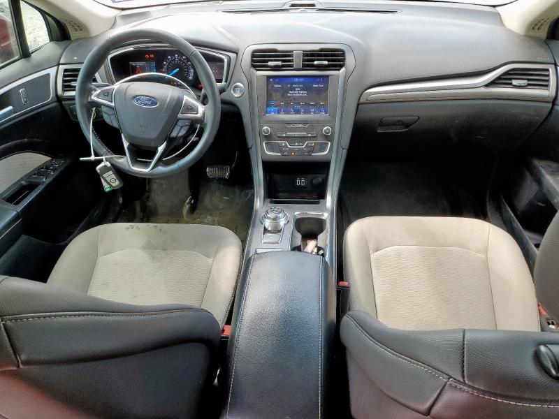 3FA6P0HD4LR246119 - 2020 FORD FUSION SE RED photo 8