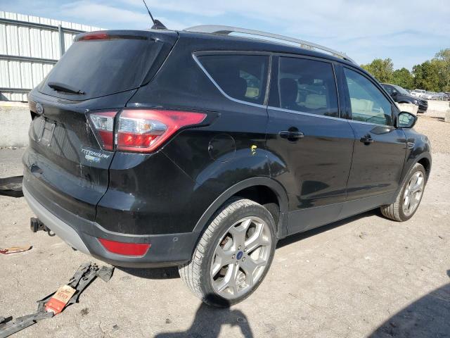 1FMCU9J95JUD09939 - 2018 FORD ESCAPE TITANIUM Czarny zdjęcie 3
