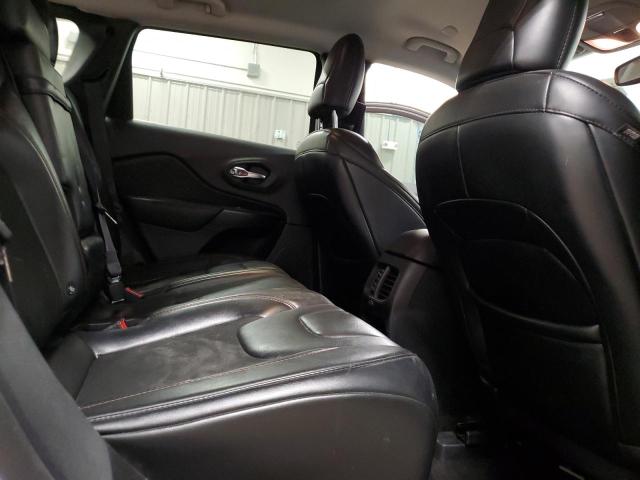 1C4PJMBN1KD152411 - 2019 JEEP CHEROKEE TRAILHAWK WHITE photo 11