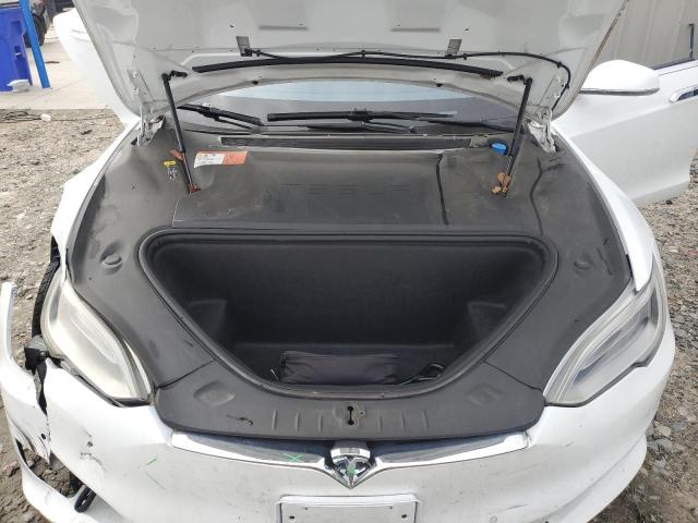 5YJSA1E22JF265110 - 2018 TESLA MODEL S WHITE photo 11