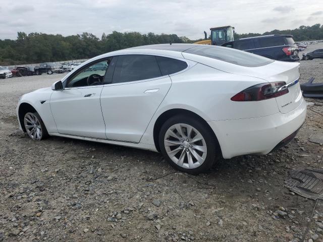 5YJSA1E22JF265110 - 2018 TESLA MODEL S WHITE photo 2