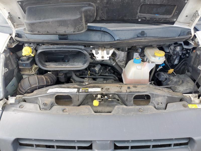 3C6TRVDG9JE148994 - 2018 RAM PROMASTER 2500 HIGH თეთრი ფოტო 12
