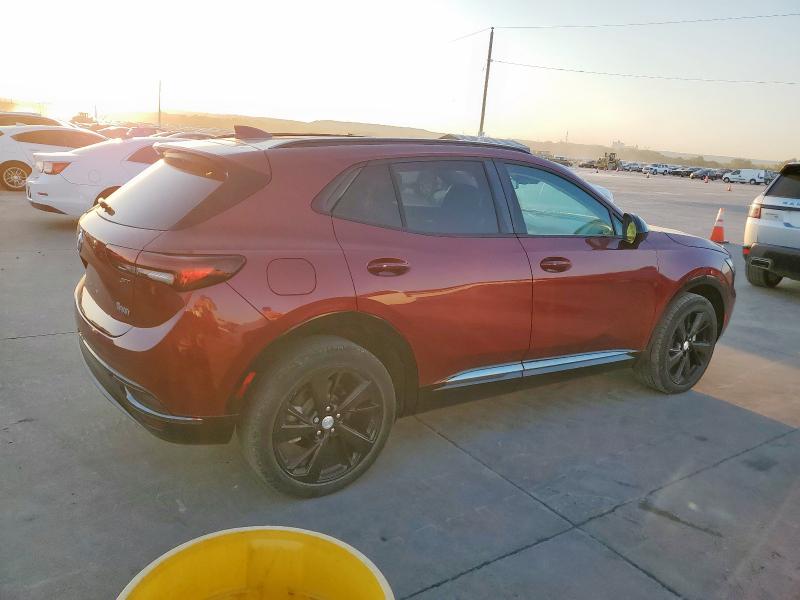 LRBFZNR42MD056229 - 2021 BUICK ENVISION ESSENCE მუქწითელი ფოტო 3