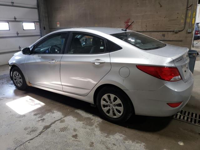 KMHCT4AE5GU073269 - 2016 HYUNDAI ACCENT SE SILVER photo 2