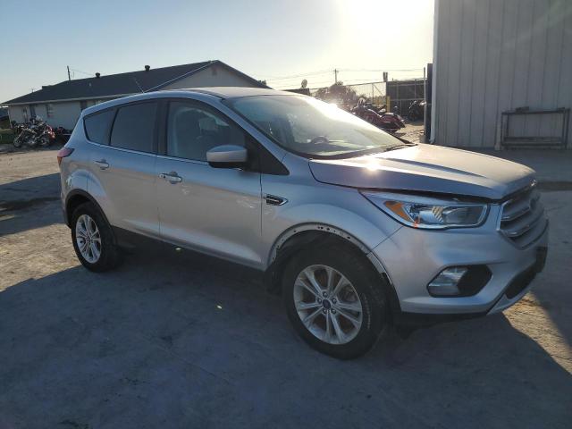 1FMCU0G93KUB66512 - 2019 FORD ESCAPE SE Silber Foto 4