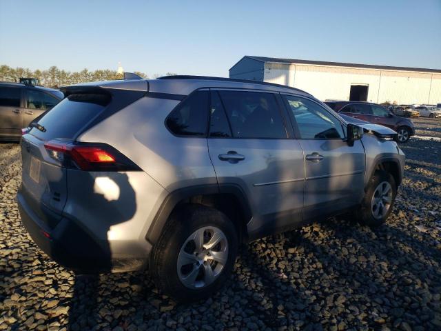 2T3F1RFV3MC216863 - 2021 TOYOTA RAV4 LE SILVER photo 3