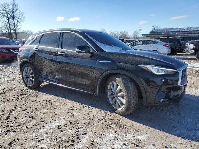 3PCAJ5M35LF104010 - 2020 INFINITI QX50 PURE BLACK photo 4