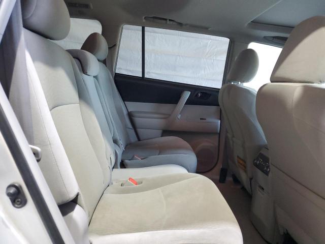 5TDBK3EH0AS005023 - 2010 TOYOTA HIGHLANDER SILVER photo 11