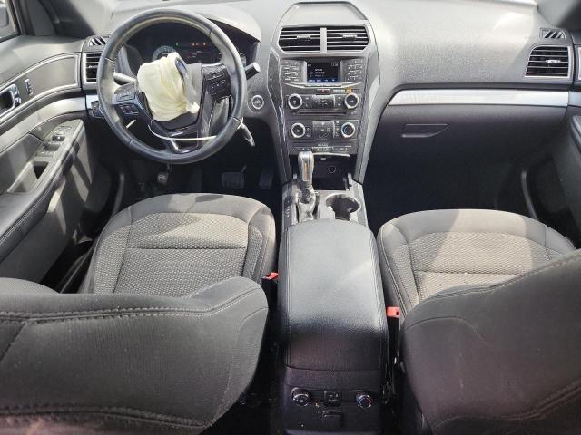 1FM5K7D86HGD77343 - 2017 FORD EXPLORER XLT 银色 照片 8