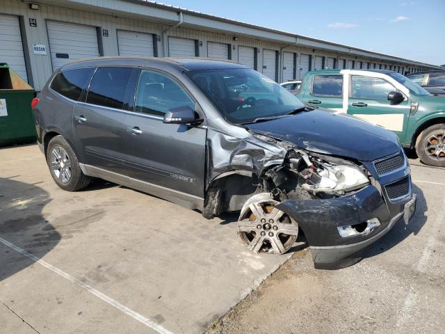 1GNER23D89S103021 - 2009 CHEVROLET TRAVERSE LT GRAY photo 4