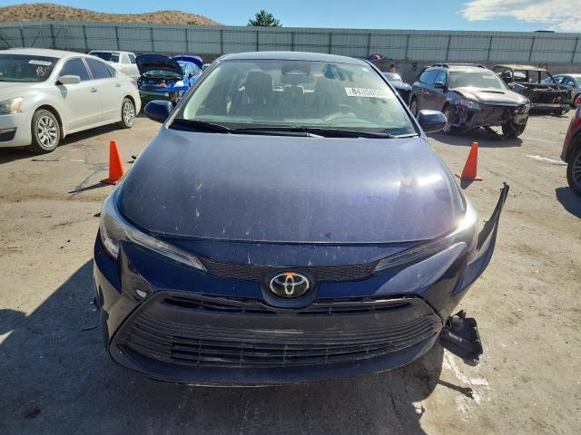 JTDB4MEE0RJ013735 - 2024 TOYOTA COROLLA LE Көк фото 5