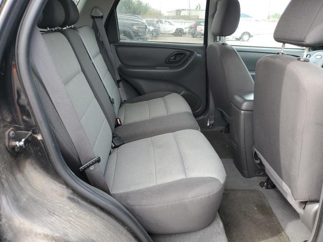 1FMYU92Z75KB28721 - 2005 FORD ESCAPE XLS BLACK photo 11