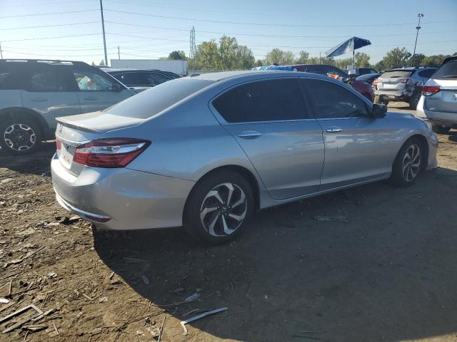1HGCR2F93HA021551 - 2017 HONDA ACCORD EXL SILVER photo 3