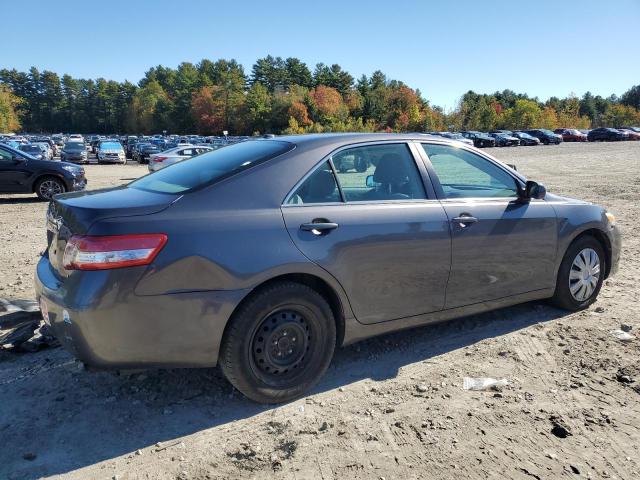 4T4BF3EK3BR166786 - 2011 TOYOTA CAMRY BASE GRAY photo 3