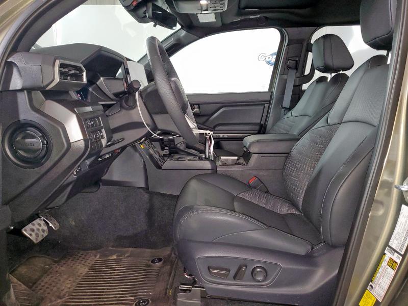 3TMKB5FN5SM035975 - 2025 TOYOTA TACOMA DOUBLE CAB 金色 照片 7