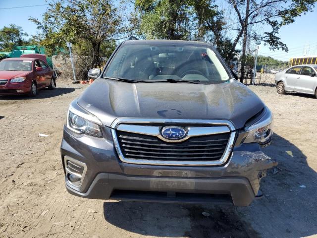 JF2SKASCXKH470249 - 2019 SUBARU FORESTER LIMITED ნაცრისფერი ფოტო 5