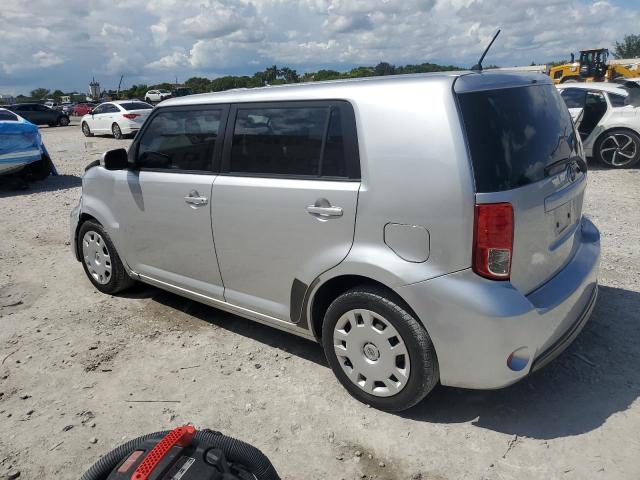JTLZE4FE4EJ049842 - 2014 TOYOTA SCION XB SILVER photo 2