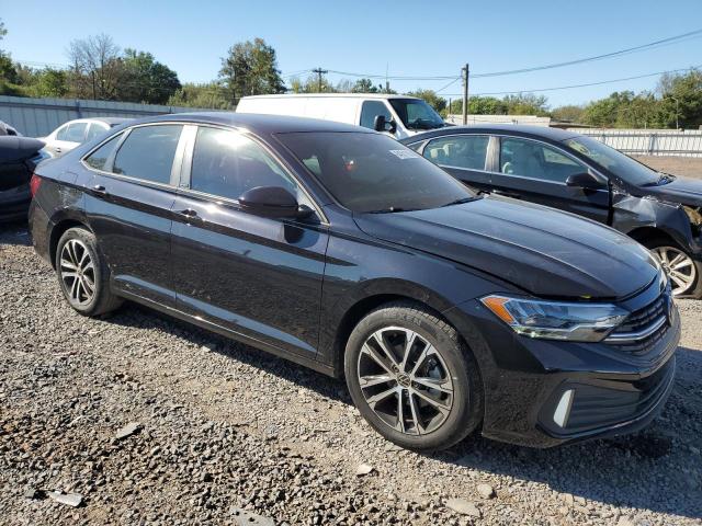 3VWBM7BU7RM037477 - 2024 VOLKSWAGEN JETTA SPORT BLACK photo 4