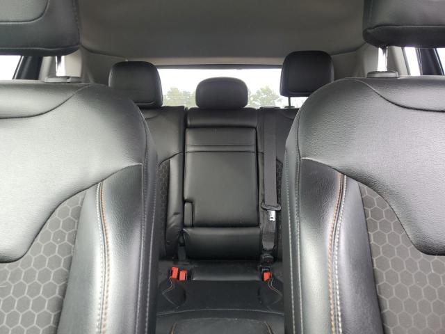 3C4NJDBB8KT850750 - 2019 JEEP COMPASS LATITUDE أسود صورة 10