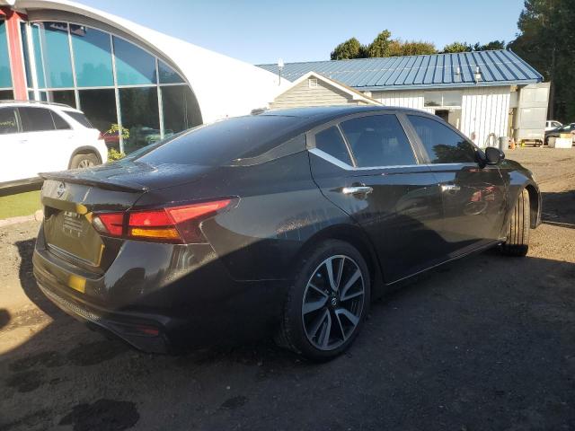 1N4BL4BV1LC284117 - 2020 NISSAN ALTIMA S BLACK photo 3