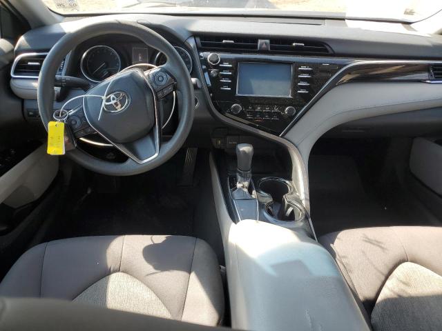 4T1B11HK3JU056859 - 2018 TOYOTA CAMRY L GRAY photo 8