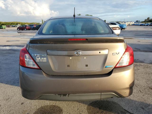 3N1CN7AP0GL838483 - 2016 NISSAN VERSA S GRAY photo 6