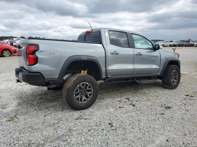 1GCPTFEK0R1104563 - 2024 CHEVROLET COLORADO ZR2 GRAY photo 3