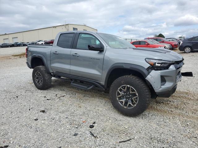 1GCPTFEK0R1104563 - 2024 CHEVROLET COLORADO ZR2 GRAY photo 4