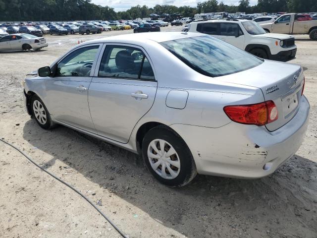 1NXBU40E69Z102355 - 2009 TOYOTA COROLLA BASE Silber Foto 2