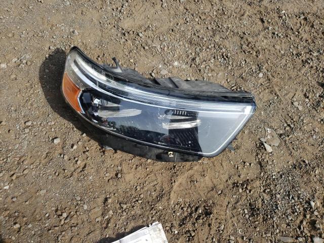 1FMSK8DH8MGA00533 - 2021 FORD EXPLORER XLT Weiß Foto 13