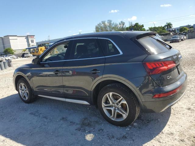 WA1ANAFYXK2023361 - 2019 AUDI Q5 PREMIUM GRAY photo 2